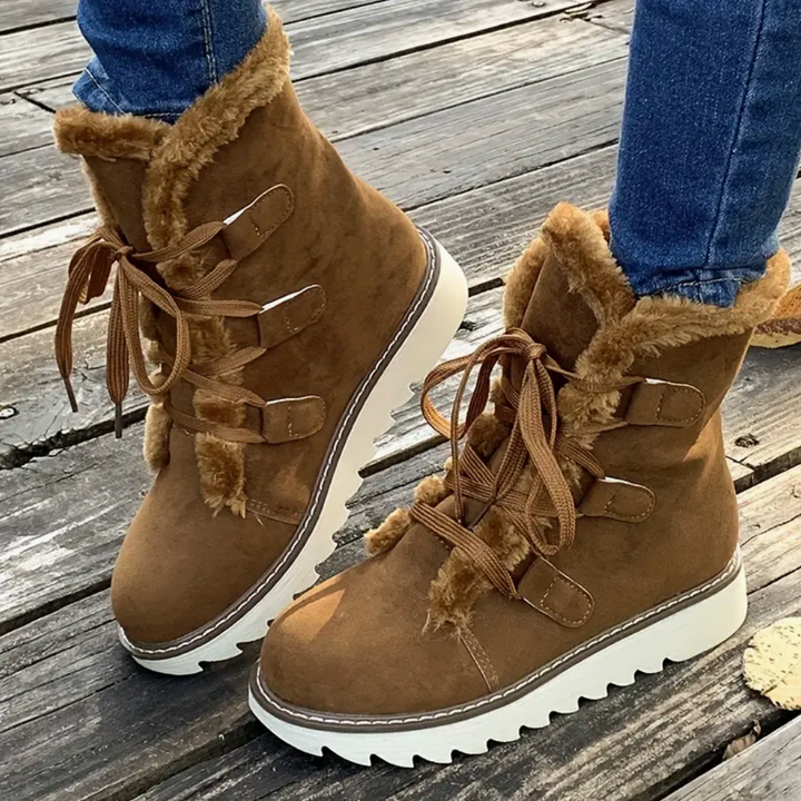 Lilah Malibu Winter Boots by Shoevelle